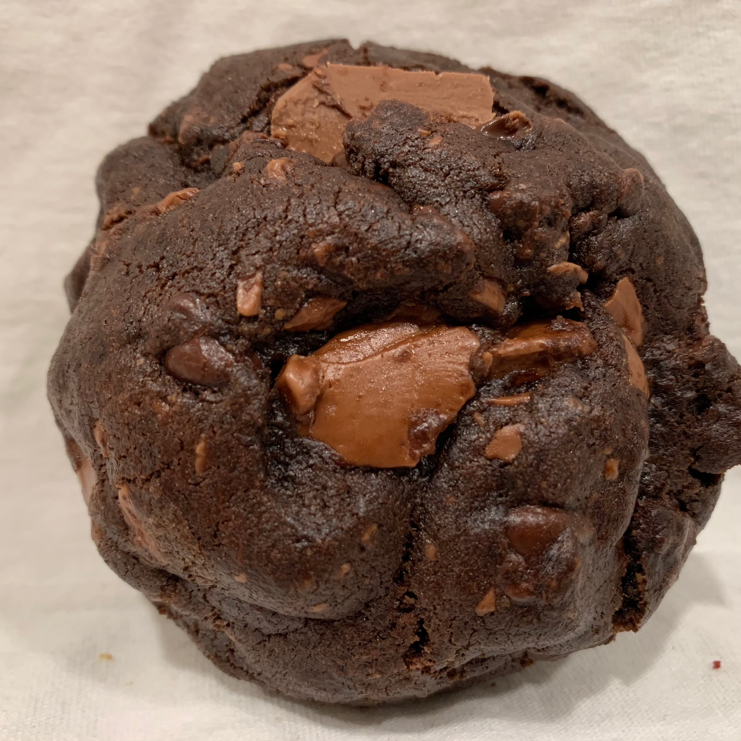 Double Chocolate Chunk Cookie (2.5 oz)